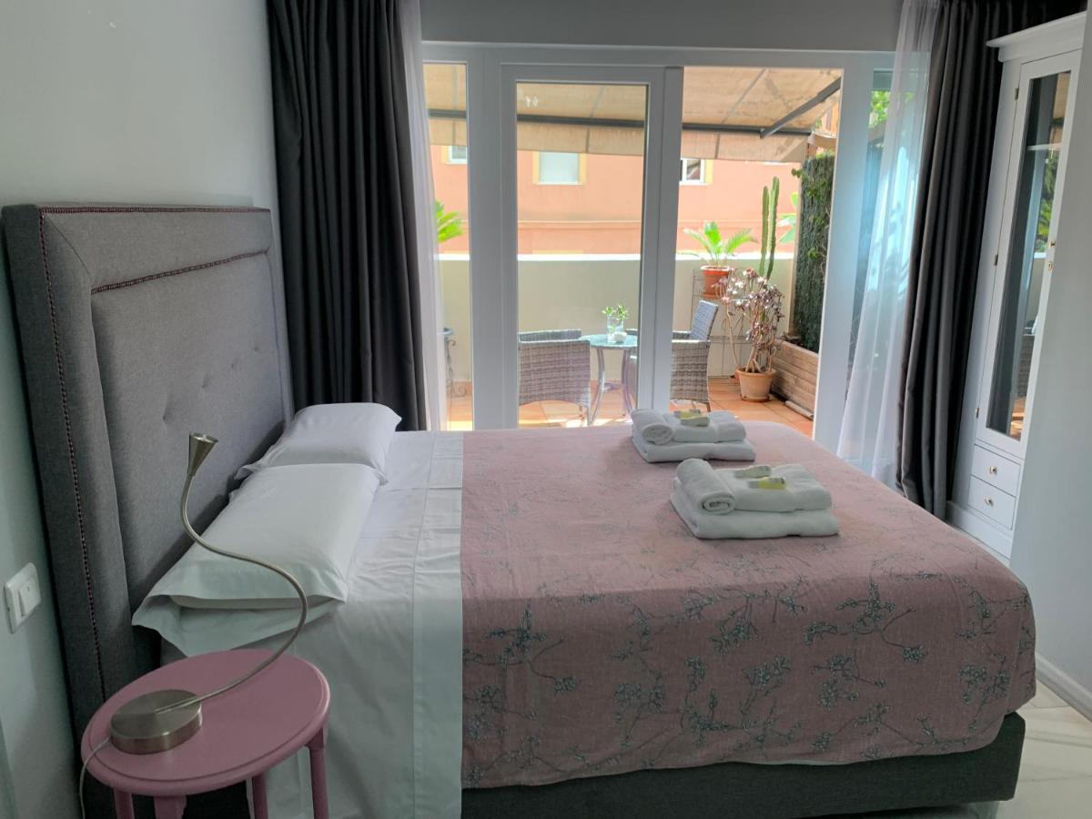 Kentia Rooms มาลากา ภายนอก รูปภาพ