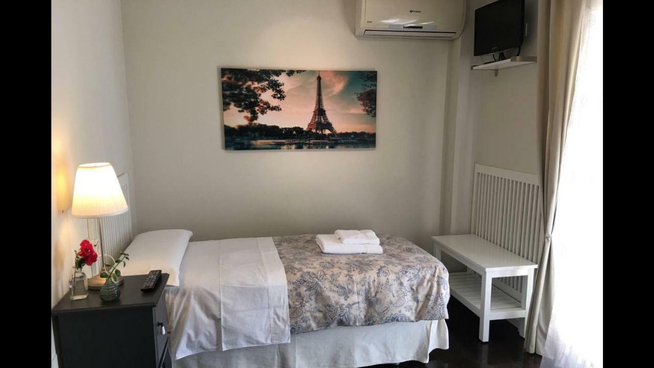 Kentia Rooms มาลากา ภายนอก รูปภาพ