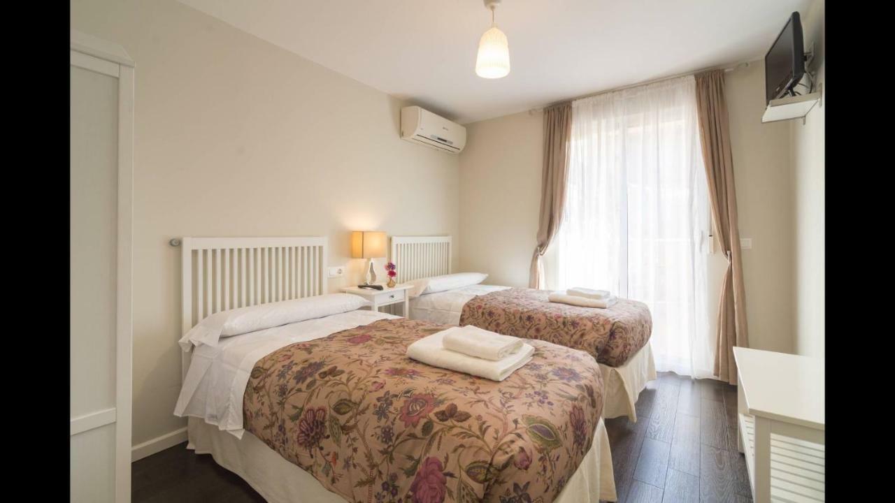 Kentia Rooms มาลากา ภายนอก รูปภาพ