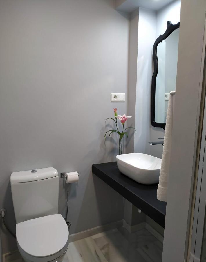 Kentia Rooms มาลากา ภายนอก รูปภาพ